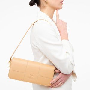 T-Line Baguette Bag - Wolf&Badger